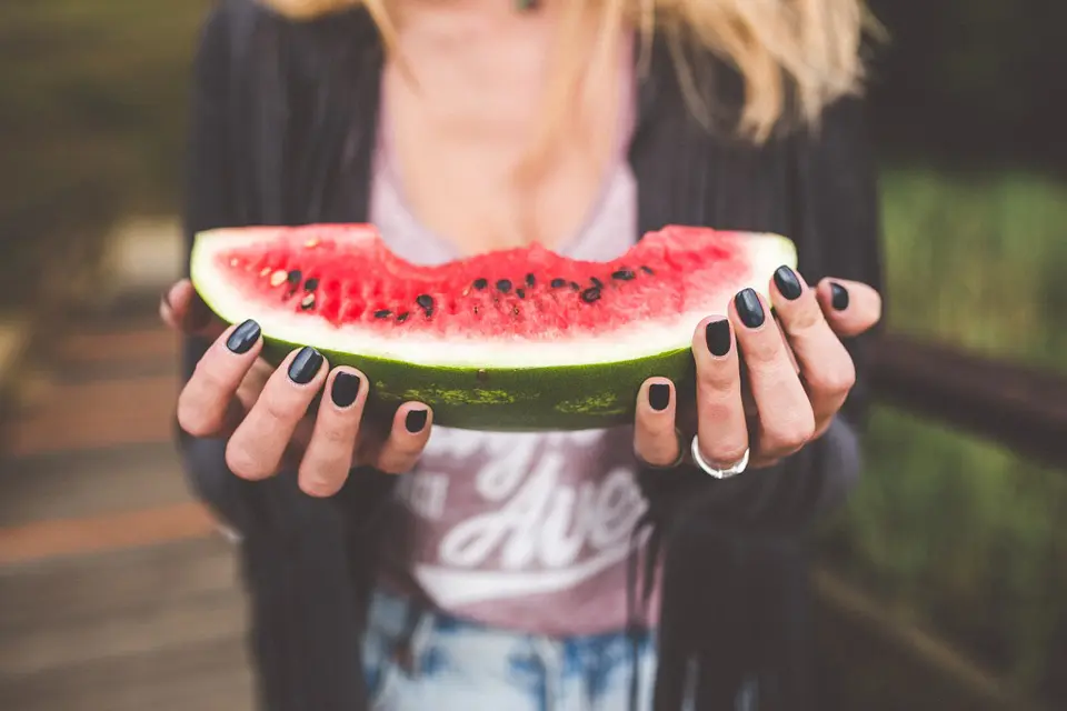 What Can I Eat that will Help My Teeth What Can I Eat that will Help My Teeth