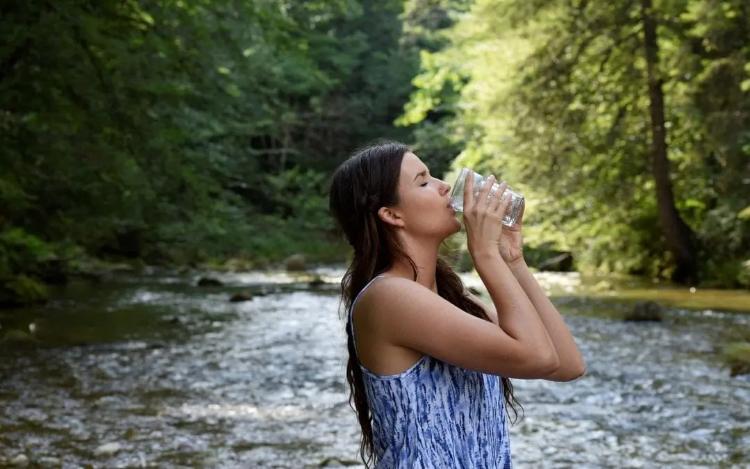 5 Ways Drinking Water Protects Your Teeth